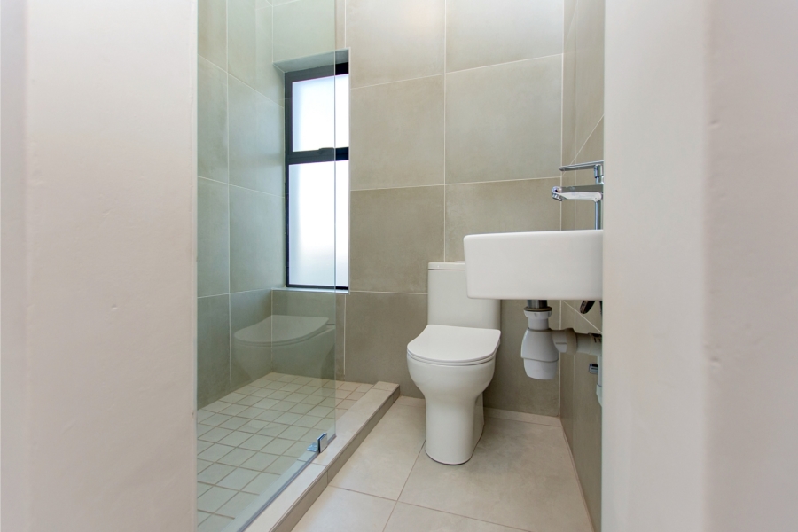 5 Bedroom Property for Sale in Myburgh Park Western Cape
